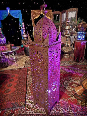Arabian Style Wrought Iron Lamp