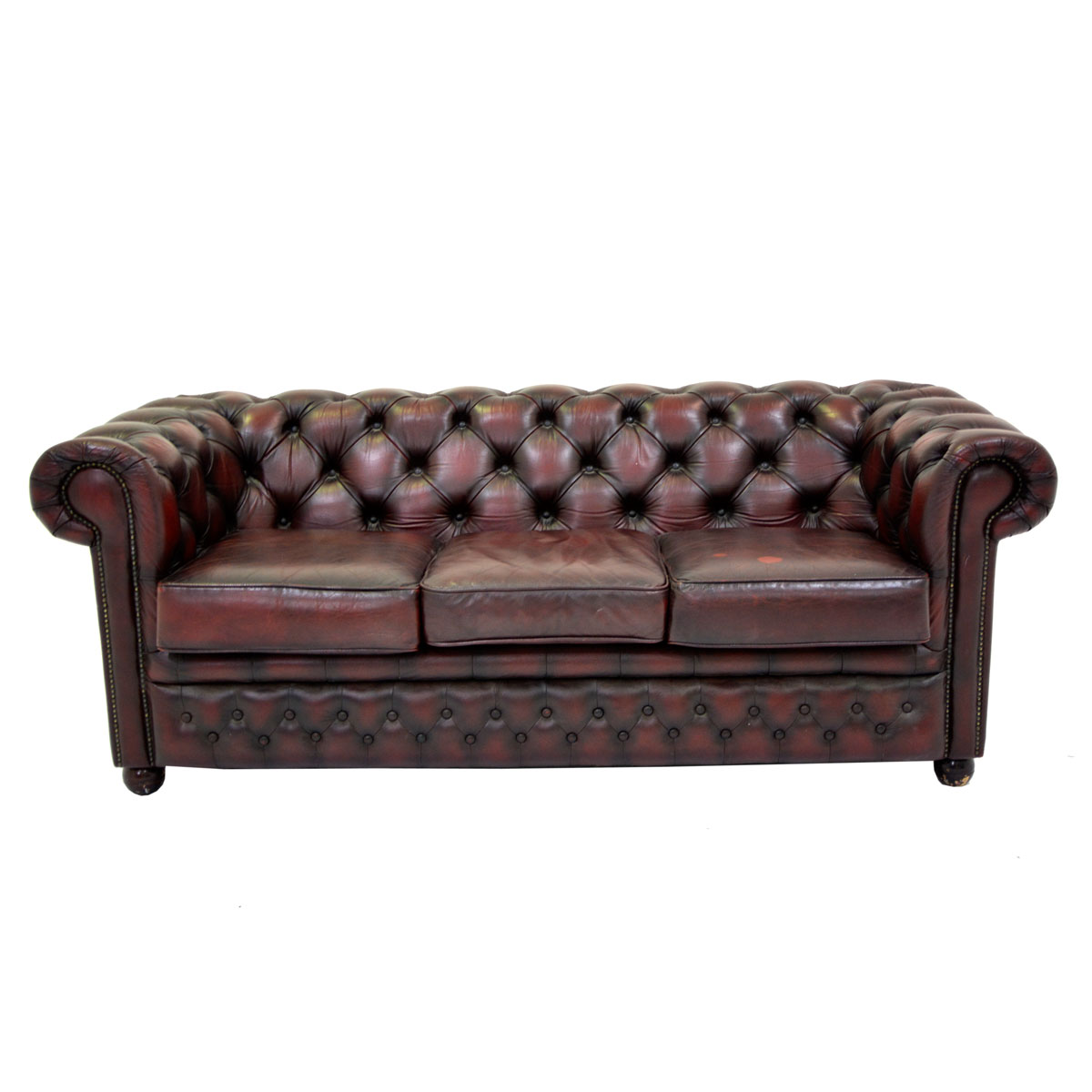 3 Seater Chesterfield Lounge