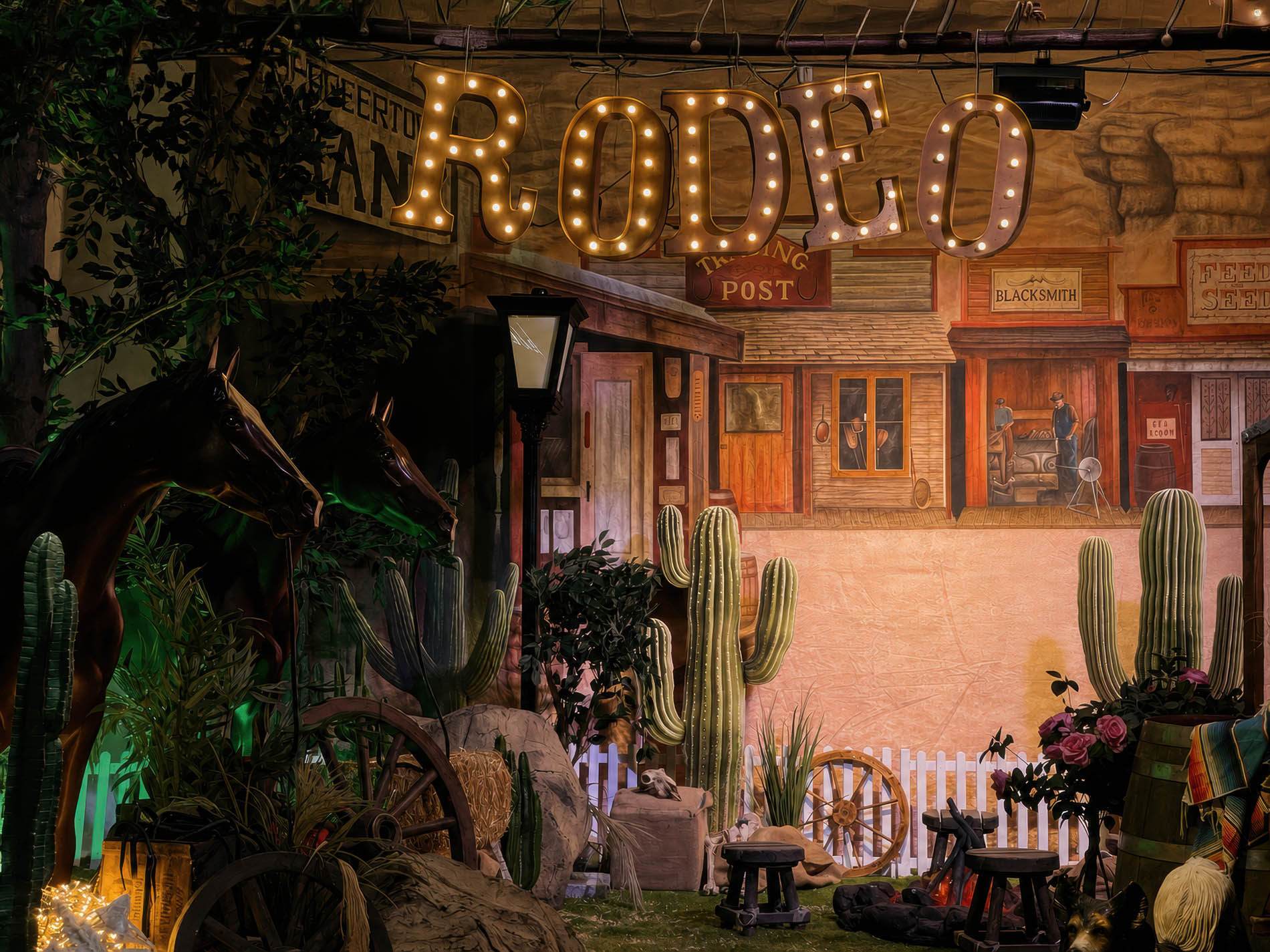 Illuminated marquee
